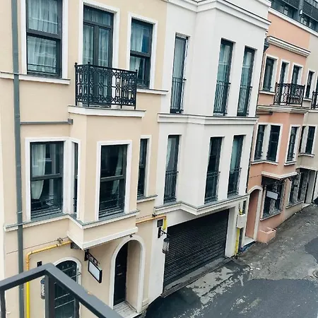 Taksim 360 1